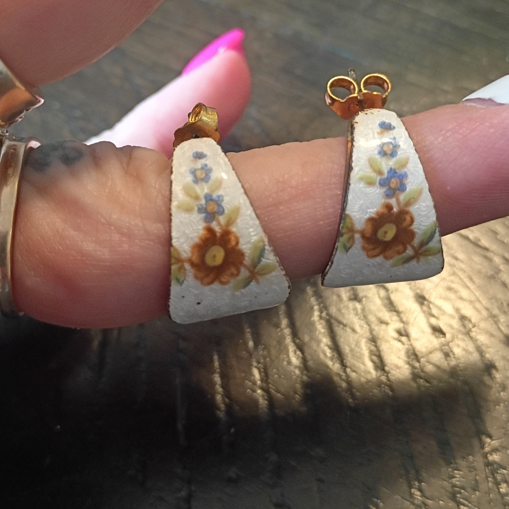 Vintage Floral Painted Enamel Earrings with Gold Accents